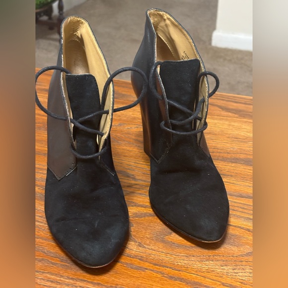 Coach Mercy Black Leather/ Suede Tie Front Ankle Boots, Wedge Heel. Size 8 - Picture 8 of 13